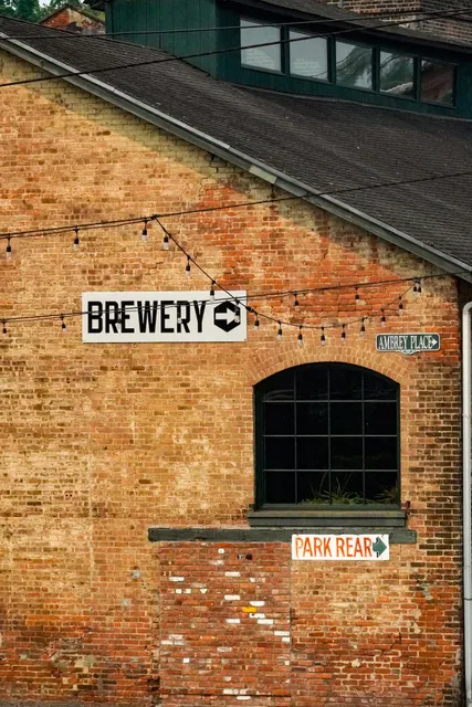 La Redonda Tavern - Round Table Brewery