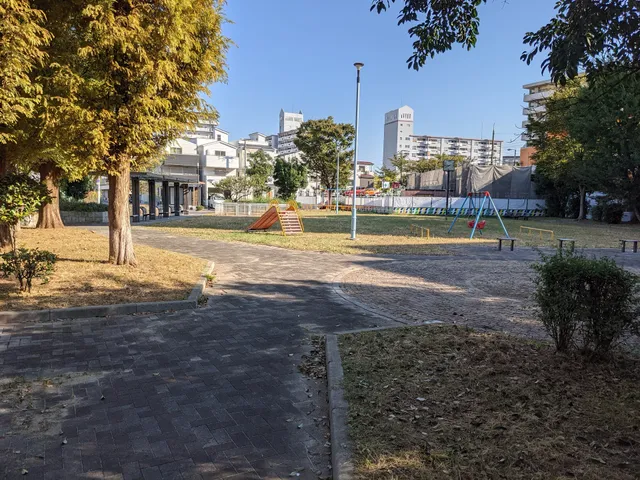 Naniwa Minami Koen Park