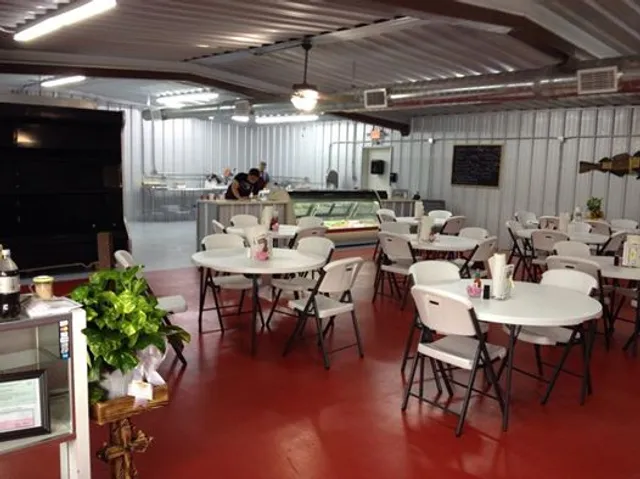 Mae's Meat Market and Cafe