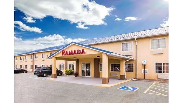 Ramada by Wyndham Sioux Falls