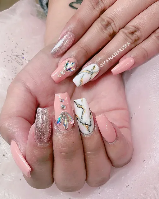 VANA Nails Spa & Lashes