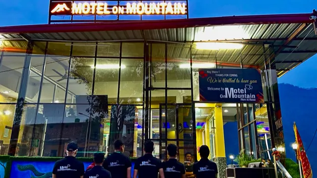 Motel On Mountain & Mom ki Rasoi hotel