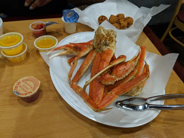 Camileaux's Low Country Boil & Wings