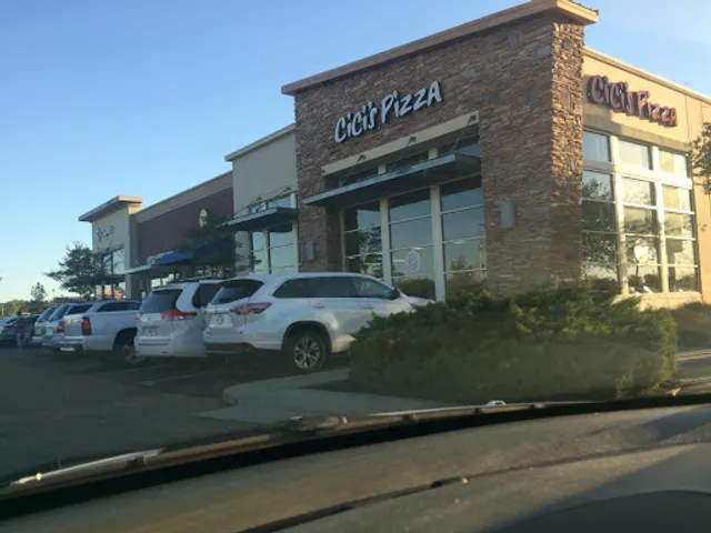 Cicis Pizza