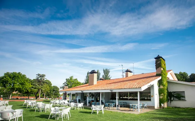 Albergue Zaragoza Camping