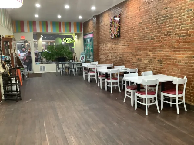 The Motley Shoppe - Ice Cream