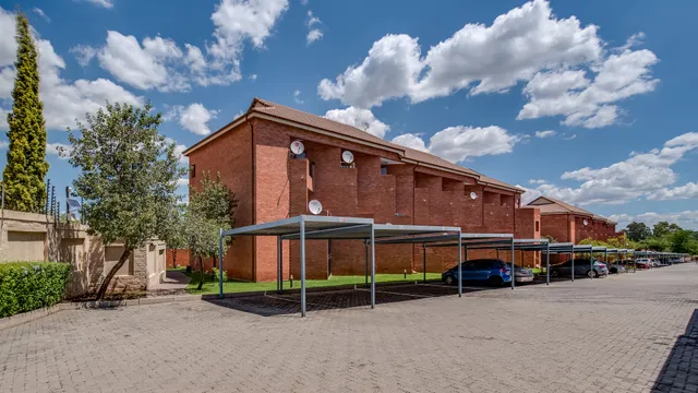 Jozistay - Savannah Self-Catering Apartments - Honeydew