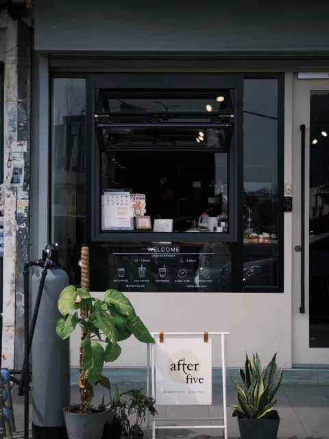 After Five Coffee - Taman Connaught, Cheras