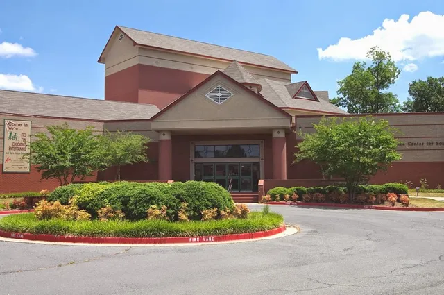 Arts & Science Center-Se Arkansas