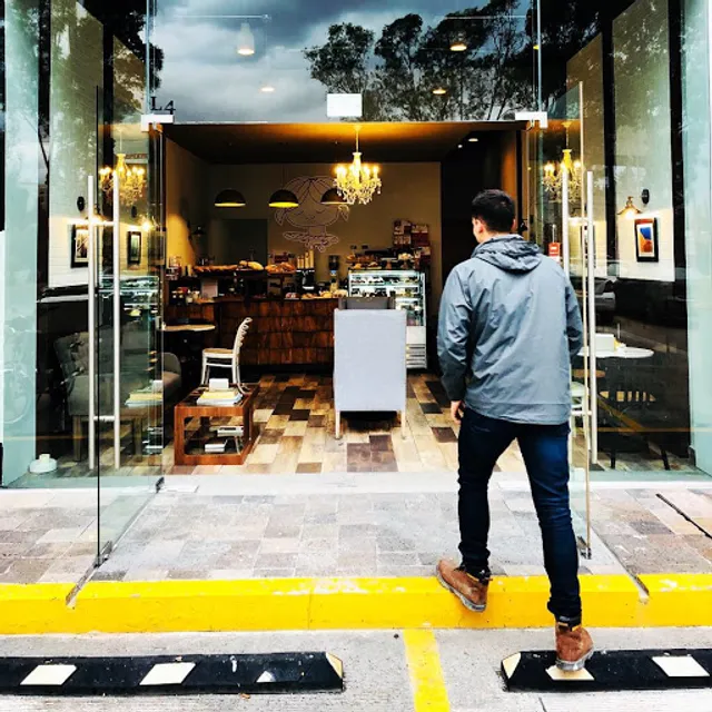 Hackl Artisan Bakers, Coffee