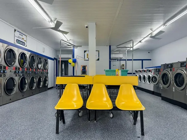 Bayshore Laundry (under new management)