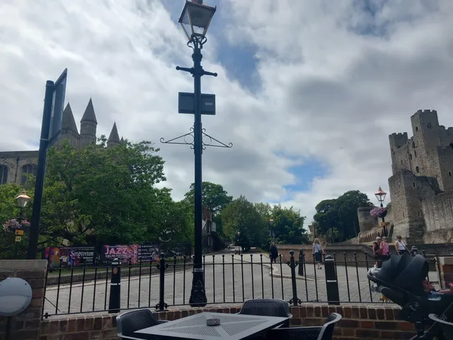 photo-1