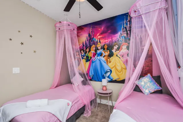 Casa Vacacional de Mickey y Minnie en Kissimmee a 16 Minutos de Disney