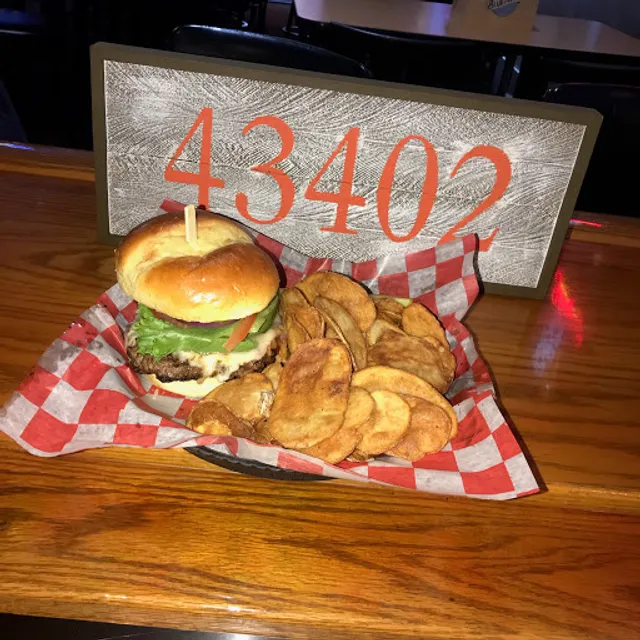 Beckett's Burger Bar & Barrel Room