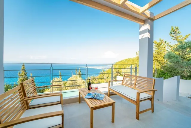 Lefkada-Rentals - Dream Villas & Experiences
