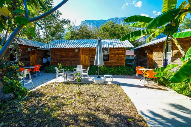 Lime Tree Houses Bungalov