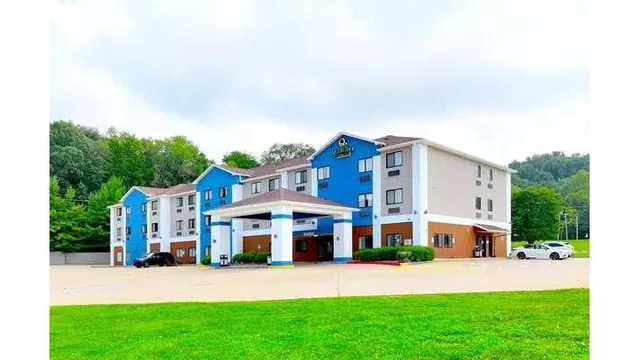 Quality Inn & Suites Caseyville - St. Louis