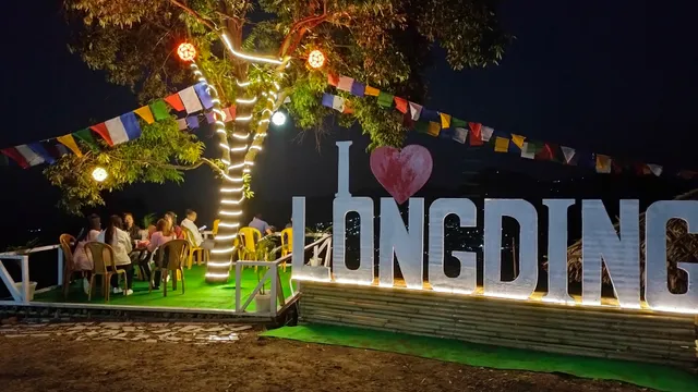 Longding view family resort