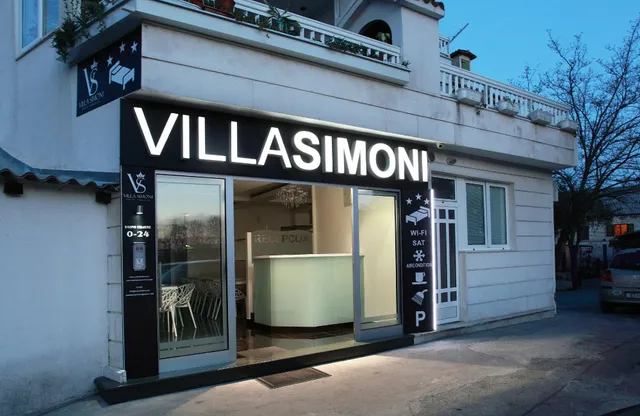 Villa Simoni Apartments, Split