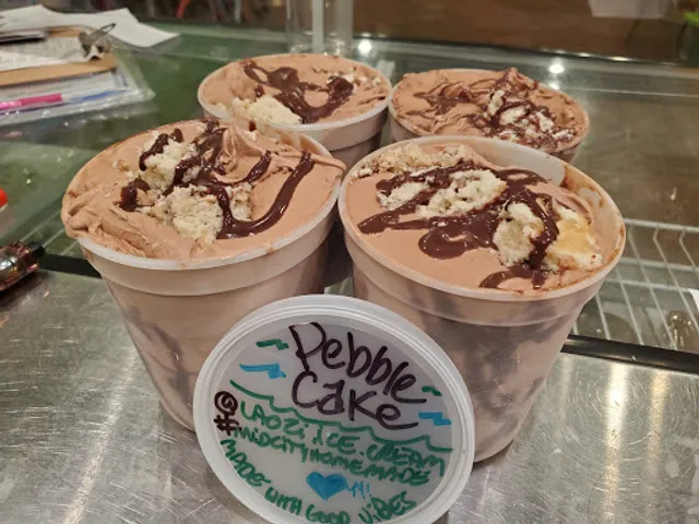 Laozi Ice Cream (Pronounced like LOUSY. It's a long story:)