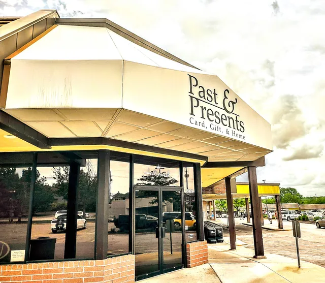 Past And Presents Card Gifts & Home