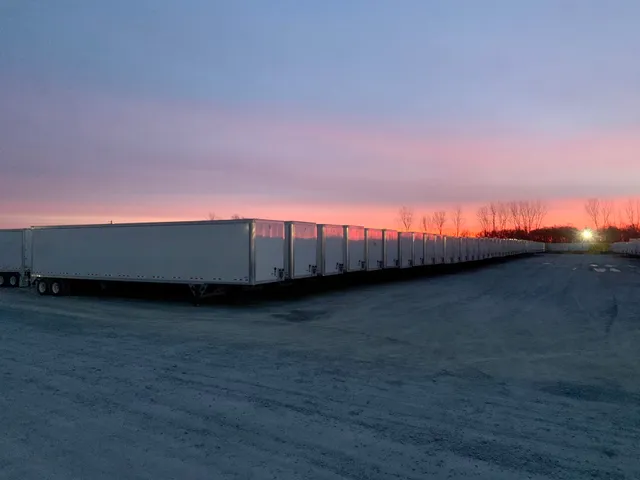 Vanguard National Trailer Corporation