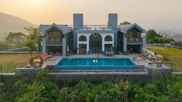 SaffronStays Antaraa - Villa in Karjat