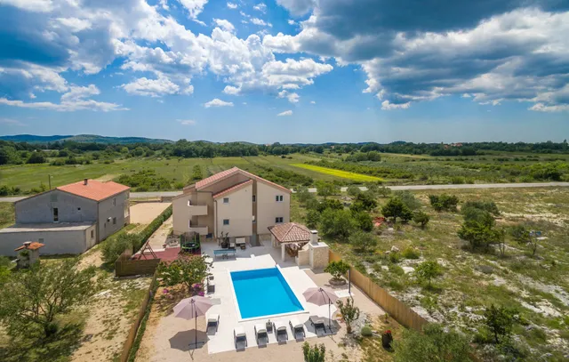 Holiday Home Olive Garden