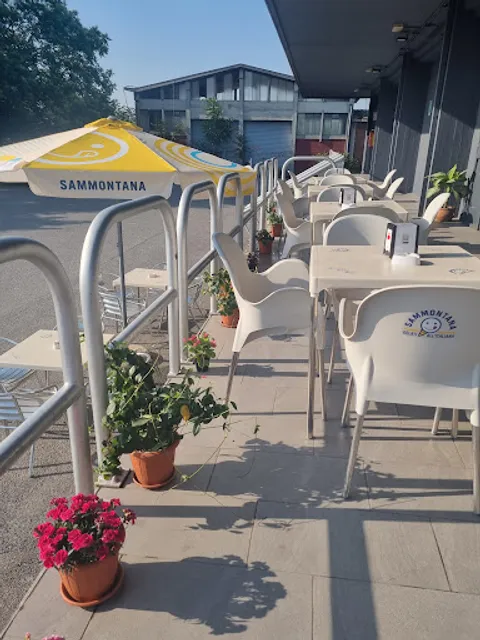 "La Bottega Del Caffé" di Kodra Valbona