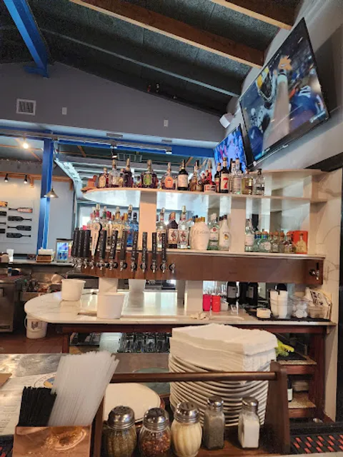 Riverwalk Pizzeria & Brew Pub - Blue Springs Brewing