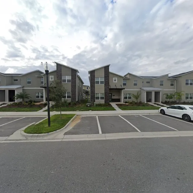 1010 SS - Modern Comfort Oasis