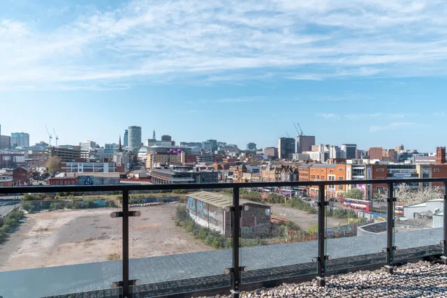 MAEVELA | Serviced Apartments, Luxury Accommodation & Houses