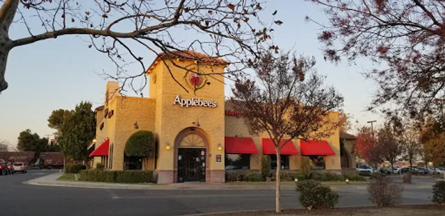 Applebee's Grill + Bar