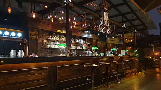 1920 Restaurant and Bar