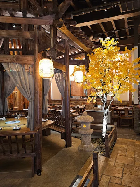 Mountain House Rowland Heights 川山甲