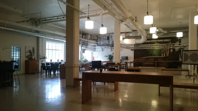 Storyline Studios - Camera, Visuals & Lab