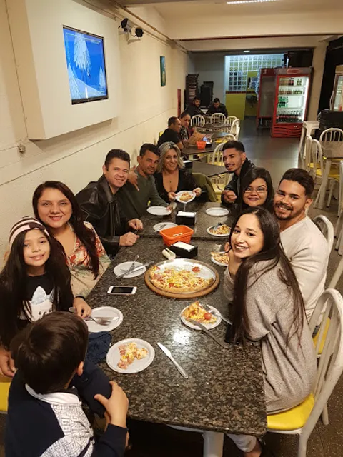 Tradizionale Pizzas Massas e Hambúrgues.