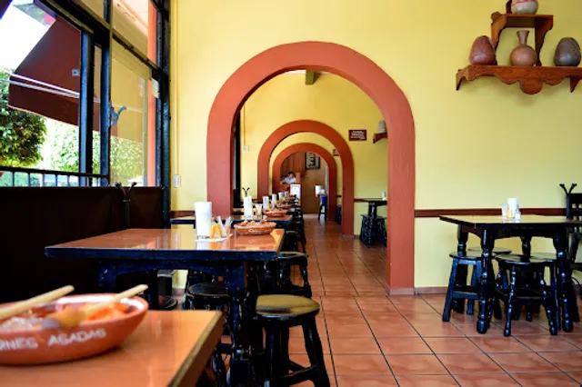 Carnes Asadas Pipiolo - Circunvalación