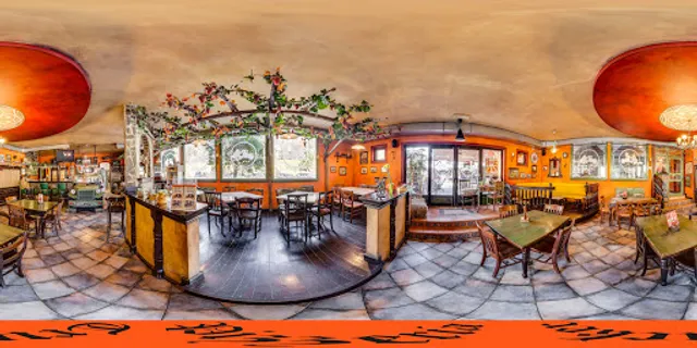 Kostal, trgovsko, gostinsko in transportno podjetje, Jesenice, d.o.o., Titova 45, Jesenice podružnica pizzeria Trucker