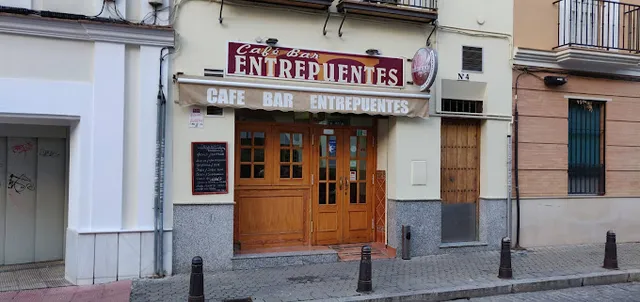 Bar Entrepuentes