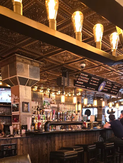 Whiskey Jacks Pub & Grill