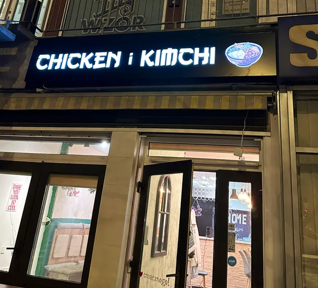 Chicken i Kimchi (복고덮밥) - Smaki Kuchni Koreański -Słowackiego 37