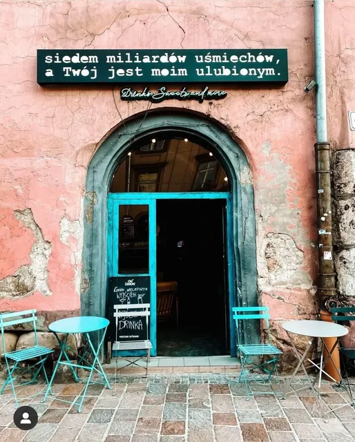 Siedem miliardów uśmiechów, a Twój jest moim ulubionym.