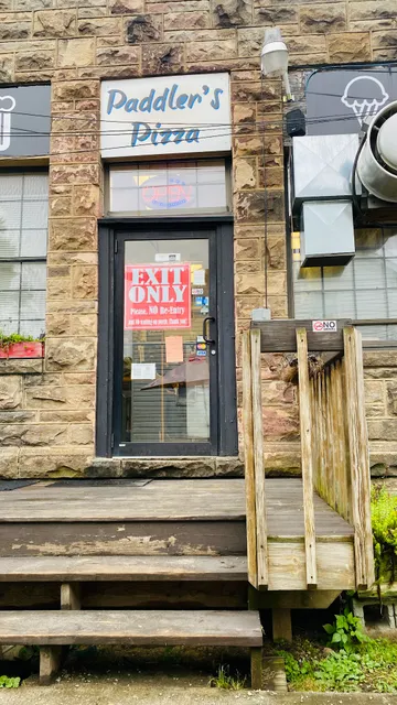 Paddlers Pizza