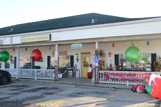 Kelly's Resale and Collectibles