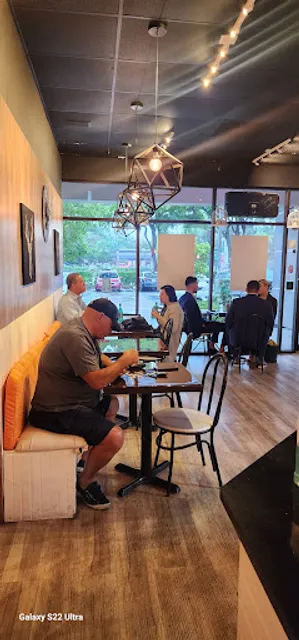 Quick bite Thai & Sushi