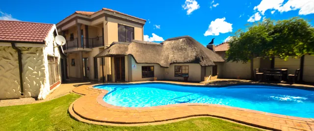 Lekoa Bed and Breakfast and Trading