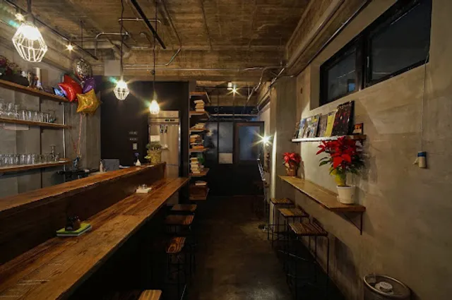 Voyager Craft Beer & Burgers