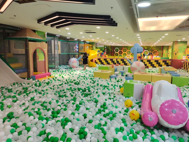 Utopia Jungle World Children Themepark