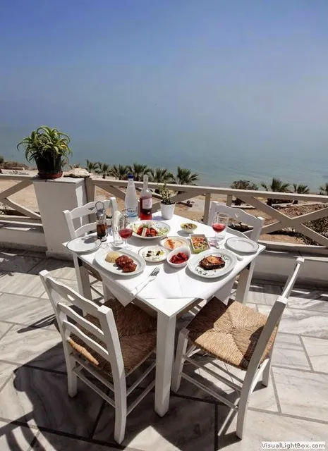 Paros Blue Dolphin - Hotel / Studio / Restaurant